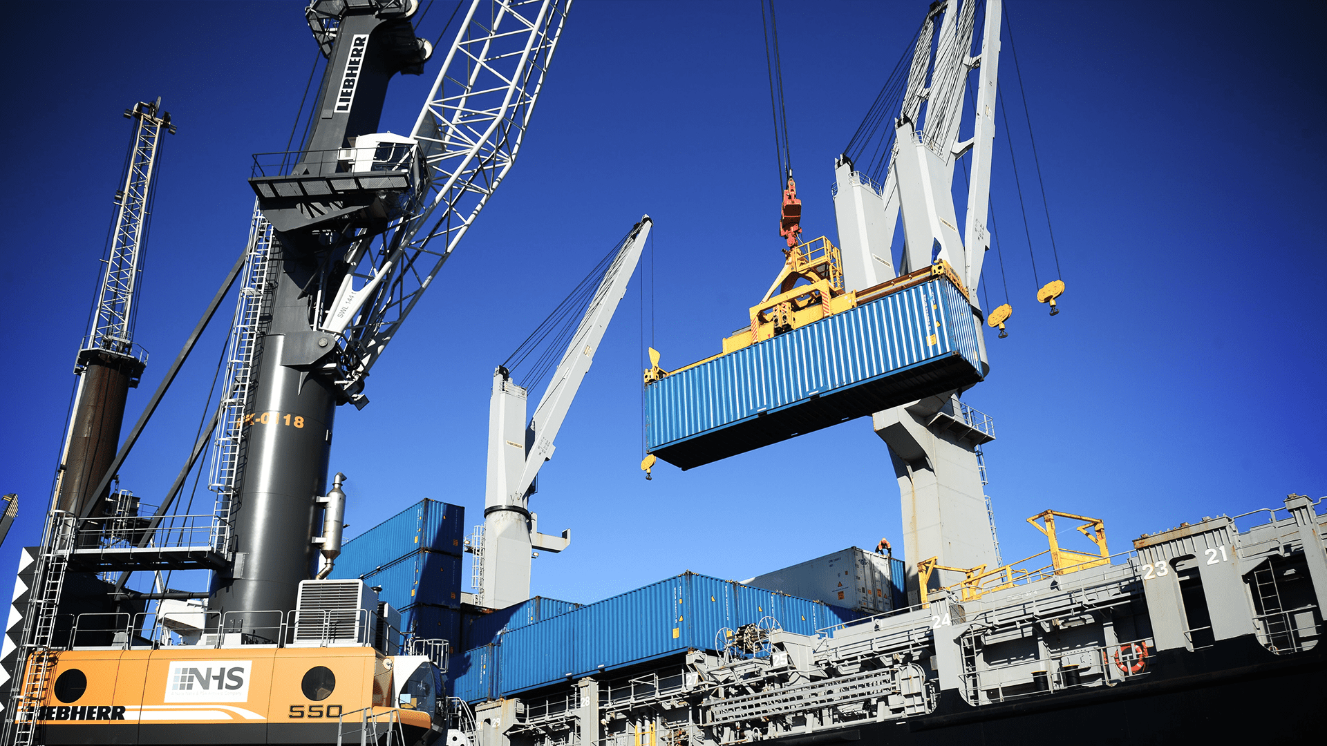 Mobile Harbour Crane Spreader 3 Mobile Harbour Crane Spreader 3