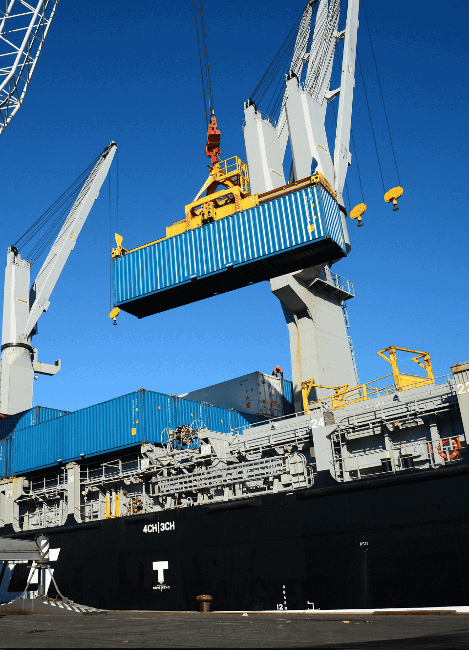 Mobile Harbour Crane Spreader 3 Mobile Harbour Crane Spreader 3