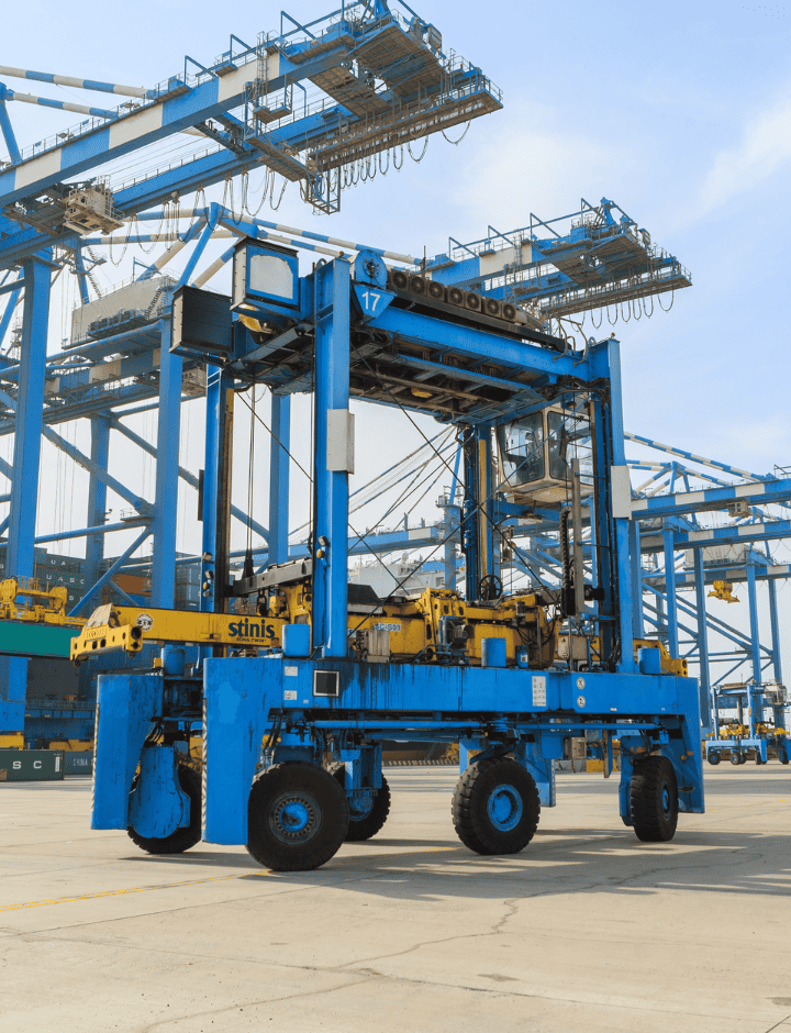 Straddle Carrier Spreader 3 Straddle Carrier Spreader 3